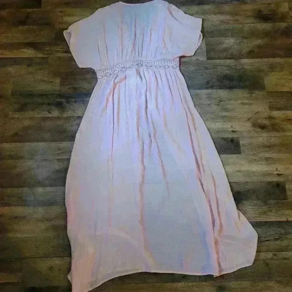 Fancyinn Long Light Pink Lace Front-Tie Kimono Size Medium - Picture 9 of 10